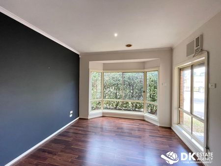 Ideal Family Home in Caroline Springs - Photo 2