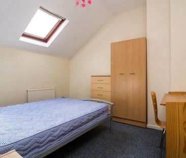 Flat 2, 43 Magdala Street, Belfast, BT7 1PU - Photo 3