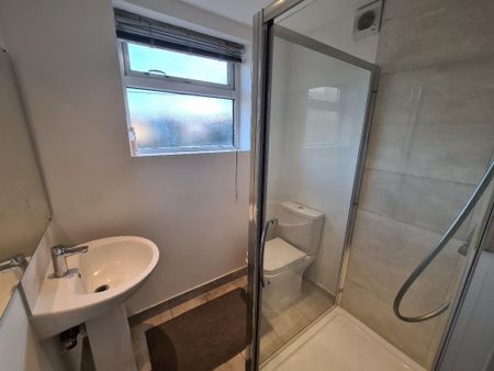 House share to rent - Photo 5