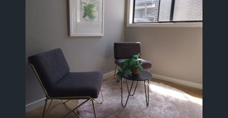 Furnished Studio Room $310 p/week - Bills Included - Photo 3