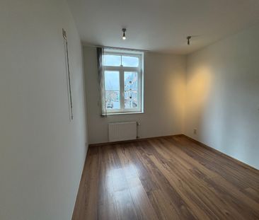 Instapklaar appartement met toplocatie in centrum Diepenbeek - Photo 2