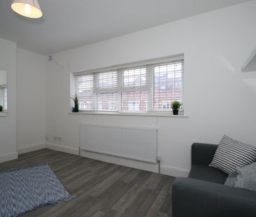 2 Bed Maisonette, Village Way East, HA2 - Photo 4