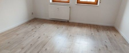 2-Raum-Balkonwohnung im Herzog-Georg-Ring in Annaberg!! - Foto 1