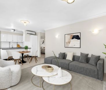 Stunning 2-Bedroom Apartment - Photo 1