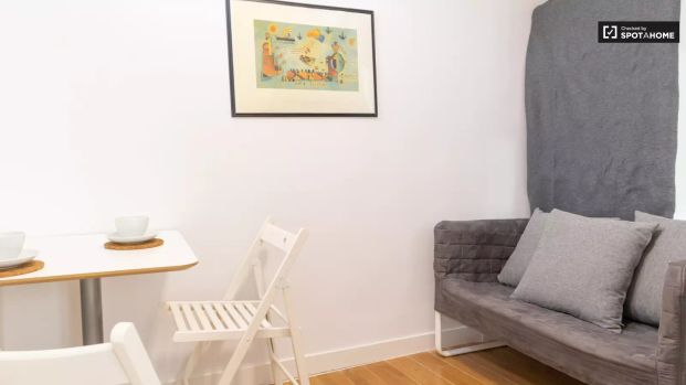 1-bedroom apartment for rent in Trafalgar, Madrid - Photo 1
