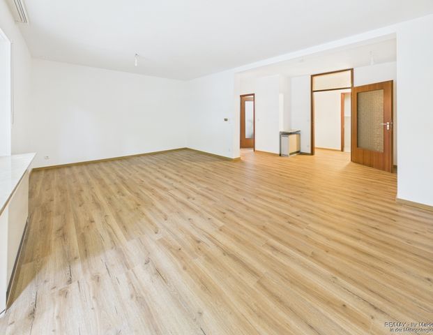 Wohnen in neu sanierter Wohnung am Rednitzgrund mit Südwestblick! - Photo 1