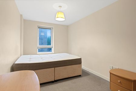 Waterfront Plaza, Nottingham - Photo 5