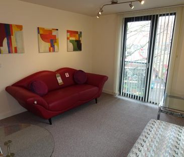 2 bedroom apartment to rent - Photo 3