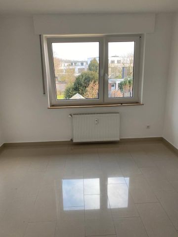 2 ZKB mit Balkon in Stadtpark Nähe - Photo 2