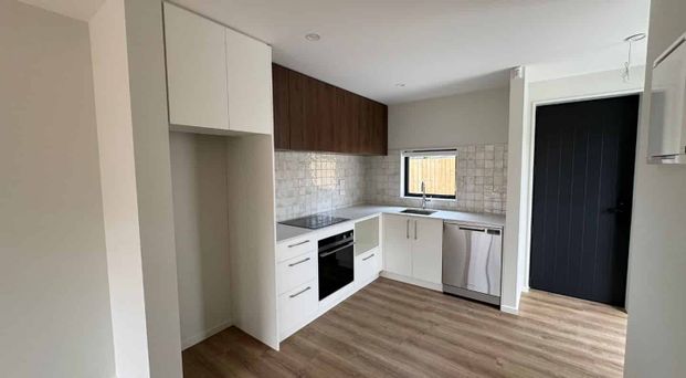 8/120 Hastings - Photo 1