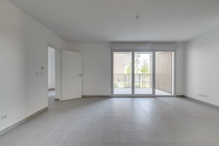 location Appartement T2 DE 44.6m² À NICE - Photo 3