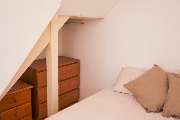 Room in a Shared House, Manchester Drive, W10 - Photo 1