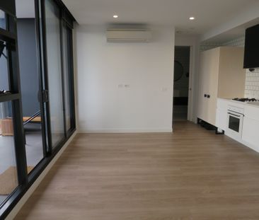 505/2 Morton Avenue, Carnegie VIC 3163 - Apartment For Rent | Domain - Photo 5