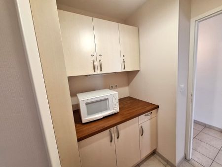 Location Appartement 3 pièces 87m² LES SABLES D OLONNE 85100 - Photo 5