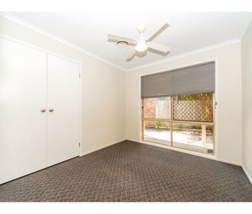 GREAT LOCATION CLOSE TO M1, HOME WORLD AND SCHOOLS - Photo 3