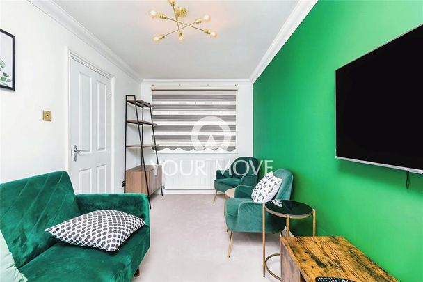 1 bedroom in a house share to rent - Photo 1