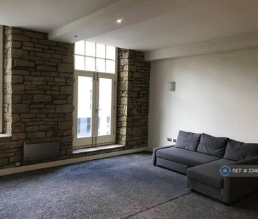 2 bedroom flat to rent - Photo 1