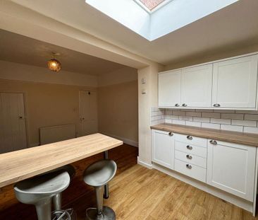 2 bedroom terraced house to rent - Photo 5