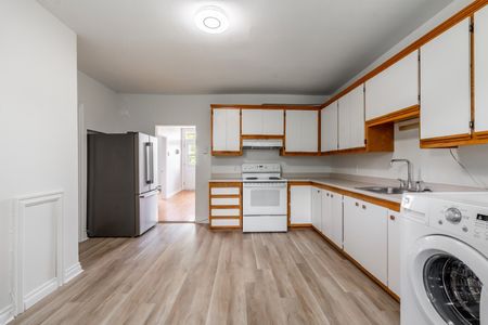 1044 Rue Addington - Photo 2