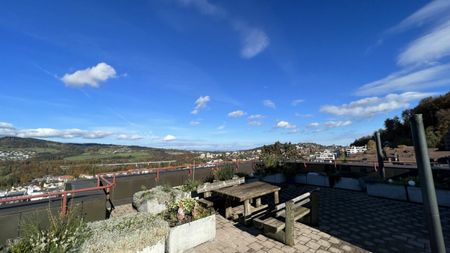 RÉNOVÉ DANS UN ENDROIT CENTRAL ET CALME - Photo 3