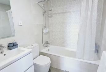 Passeig del Mare Nostrum, Badalona, Catalonia 08918