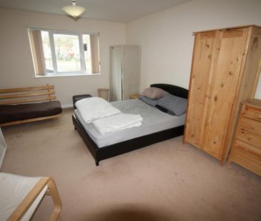 1 bedroom detached house to rent - Photo 5