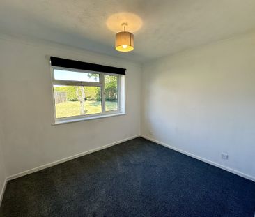 The Green, Bury St. Edmunds, West Row - Photo 6