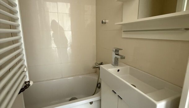 Appartement 2 pièces 38m2 REIMS 595 euros - Photo 1