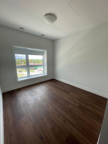 For Lease - 1000 Lackner Place Unit# 613, Kitchener, Ontario - Photo 2