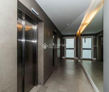 Apartamento com 2 quartos e 53m² para alugar em Jardim Lindóia, Por... - Photo 1