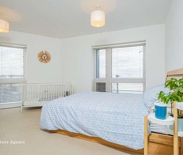 Brabazon Road, Hounslow, TW5 - Photo 3
