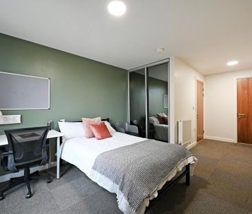 4 bedroom apartment to rent - Photo 5