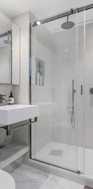 3 bedroom apartment to rent - Photo 2