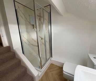 1 bedroom house of multiple occupation to rent - Photo 6