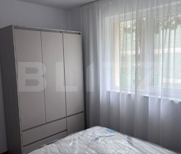 Apartament 4 camere, decomandat, etaj intermediar, zona USV - Fotografie 5