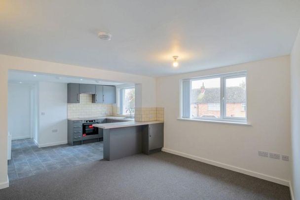 Fairfield Road, Oadby - Photo 1