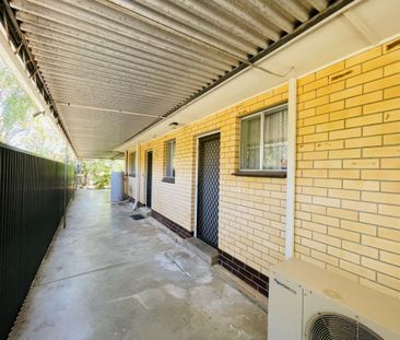 Spacious 4 bedroom family home is now available to rent. - Photo 4