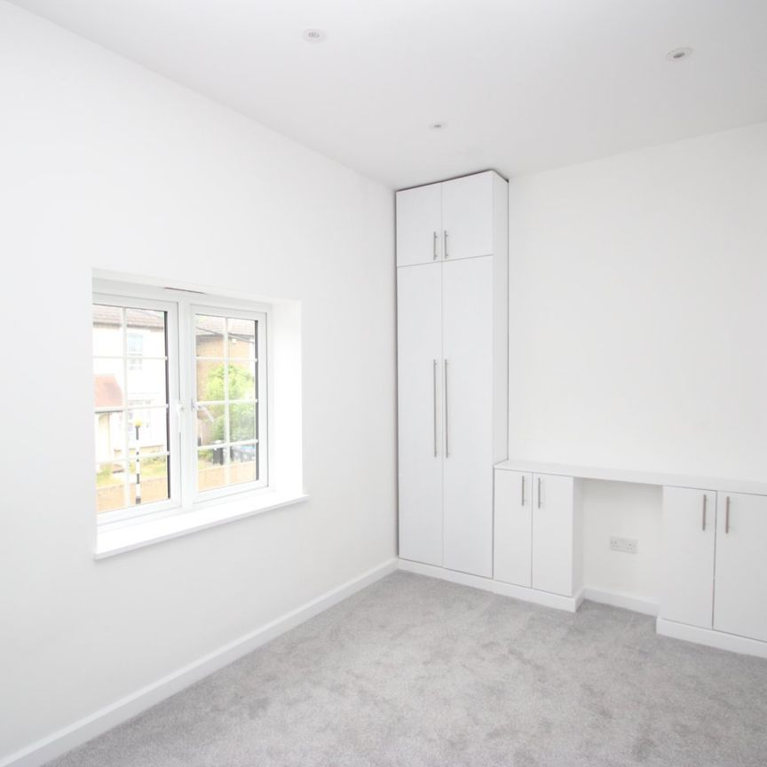 Selsdon Road, South Croydon, CR2 - Photo 1