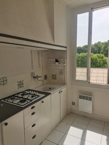 Appartement terrasse en location à Toulon avec ENVIE D'ESPACE - Photo 3