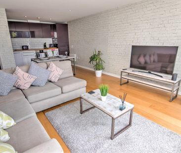 2 Bed Flat, Airpoint, BS3 - Photo 1