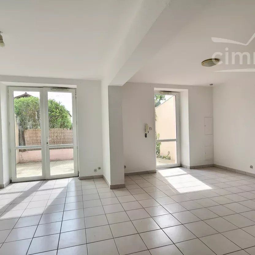 MAISON F4 MITOYENNE avec TERRASSE et PARKING - Photo 1