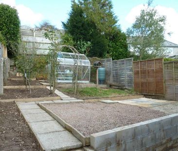 2 bedroom semi-detached house to rent - Photo 5
