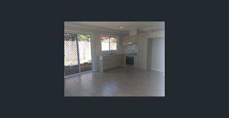 As new 2 bedroom self contained granny flat - Photo 2