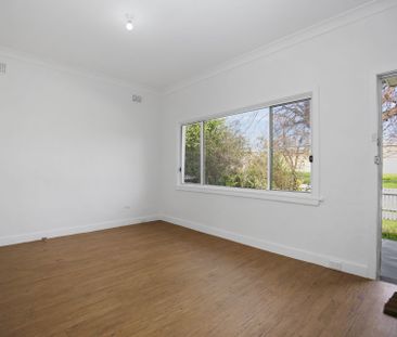 MORE ON MORRISSET - Photo 2