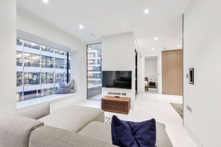 This development offers the perfect combination of modern luxury, unparalleled facilities, and a prime location in the heart of London. - Photo 2