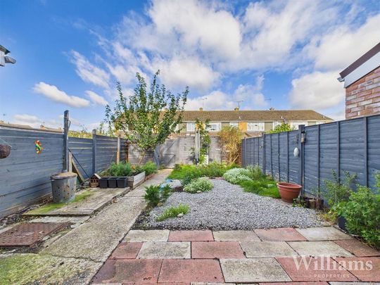 3 bedroom terraced house to rent - Photo 1