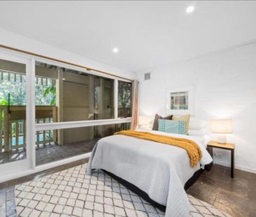 Pymble - Photo 2