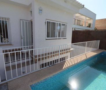 4 bedroom luxury Detached House for rent in Rocafort, Spain - Photo 4