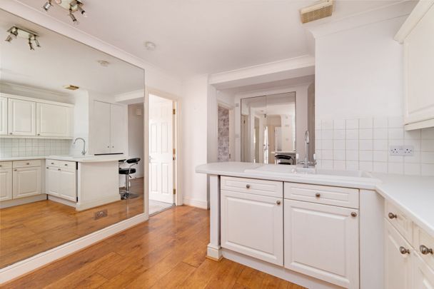 Bentfield Road, CM24, Stansted - Photo 1