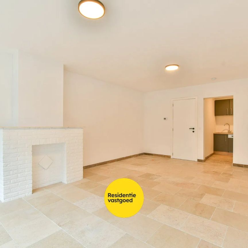 Te huur: gelijkvloers 2-slaapkamerappartement in centrum De Haan! - Photo 1